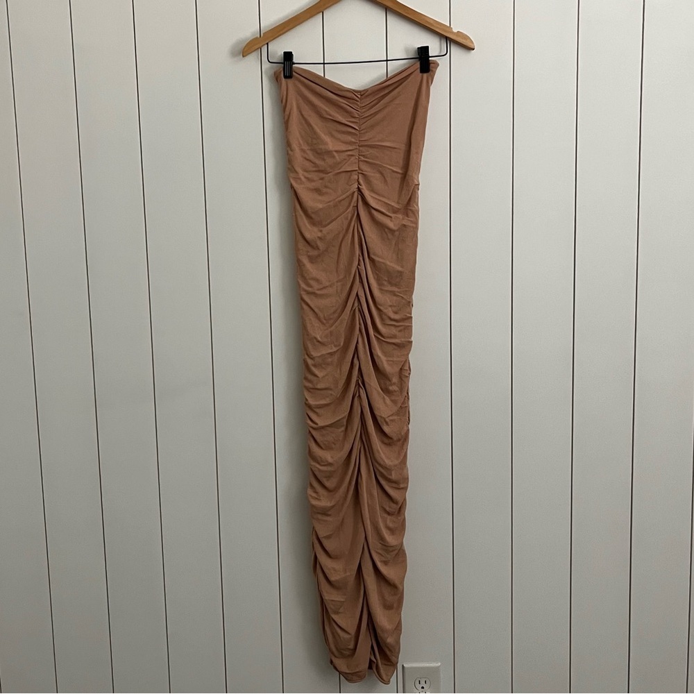 Zara Bodycon Tulle Strapless Midi Dress - Picture 2 of 5